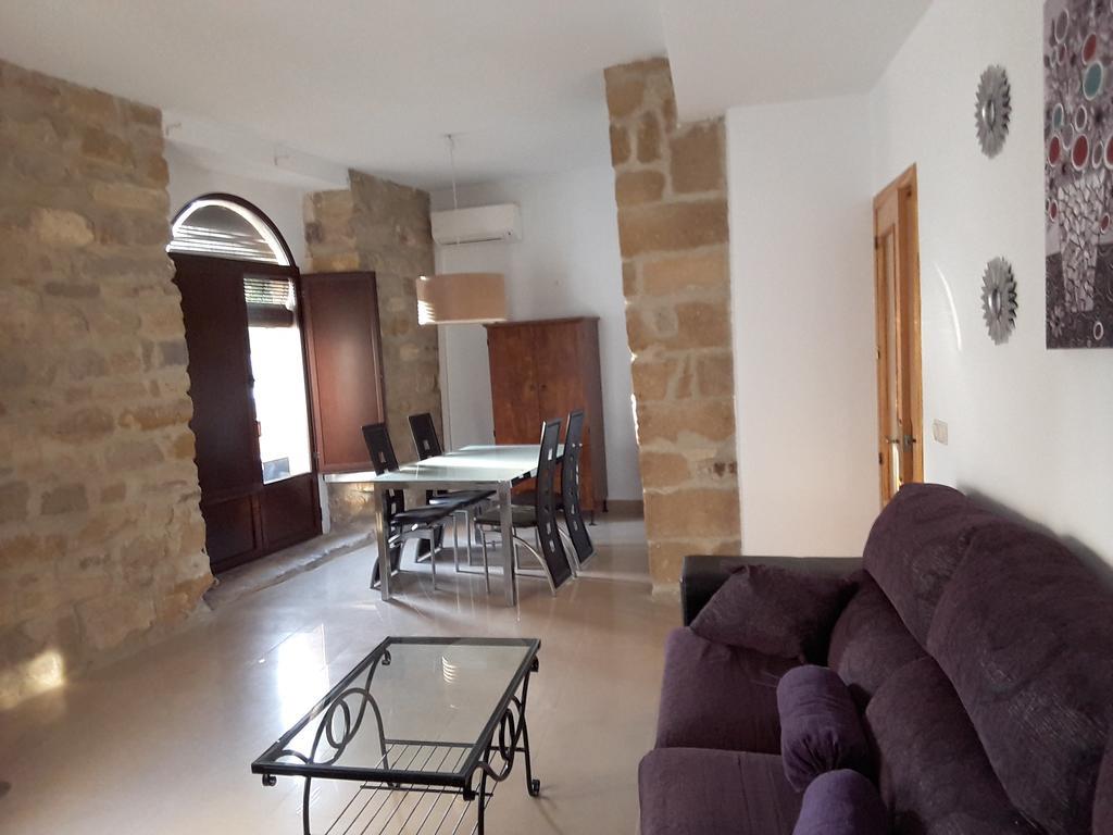 Apartamentos Sol De Mayo Ubeda  Exterior photo